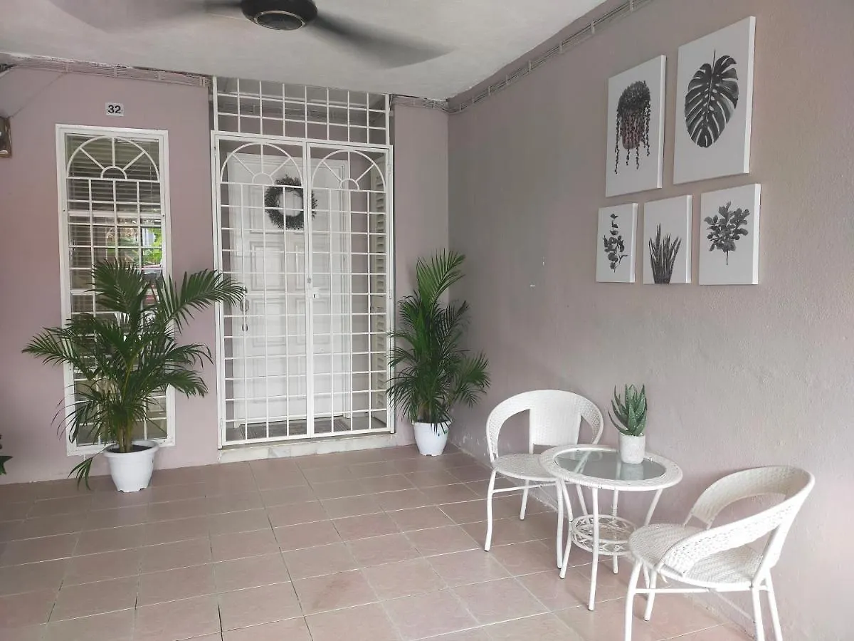 Rumah Mawar By Impian Homestay Klia-Salak Tinggi-Nilai Sepang Casa vacanze