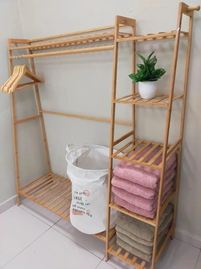 Rumah Mawar By Impian Homestay Klia-Salak Tinggi-Nilai Sepang 0*,