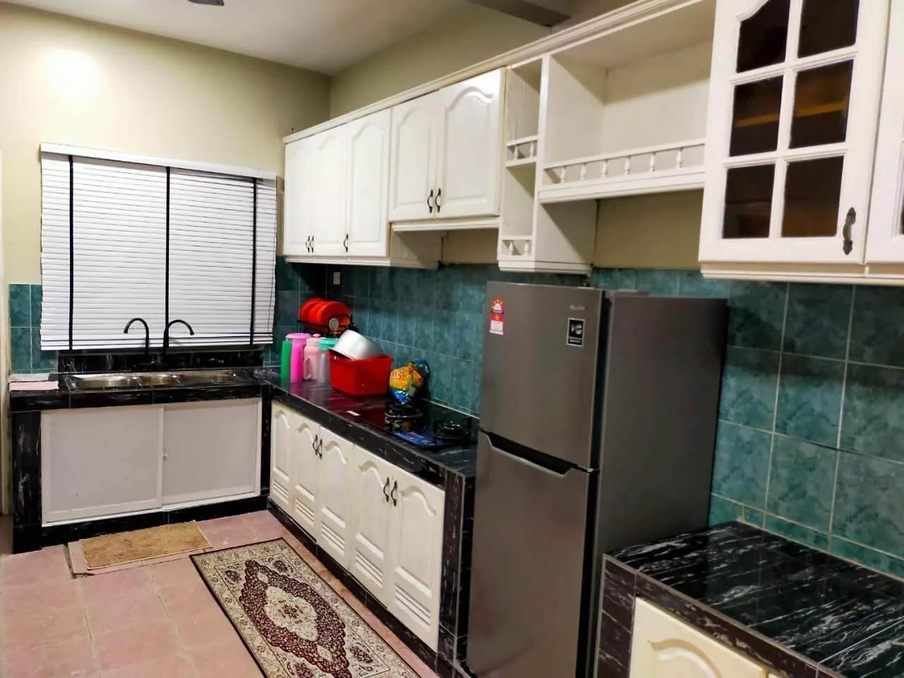 Rumah Mawar By Impian Homestay Klia-Salak Tinggi-Nilai Sepang 0*,